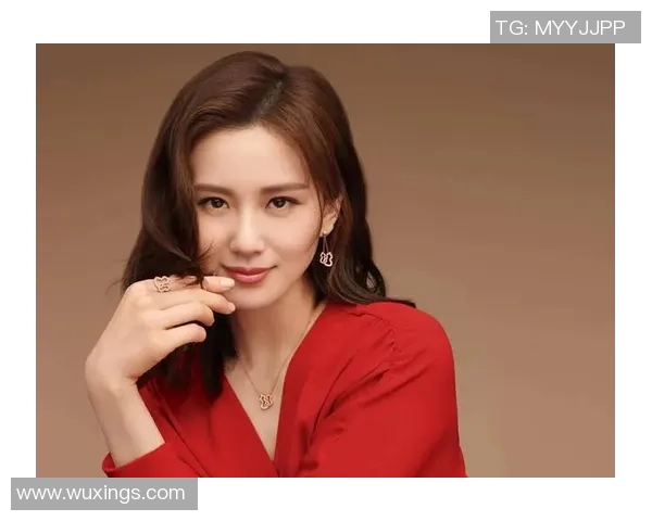 足球明星刘诗诗的传奇人生与赛场背后的故事揭秘